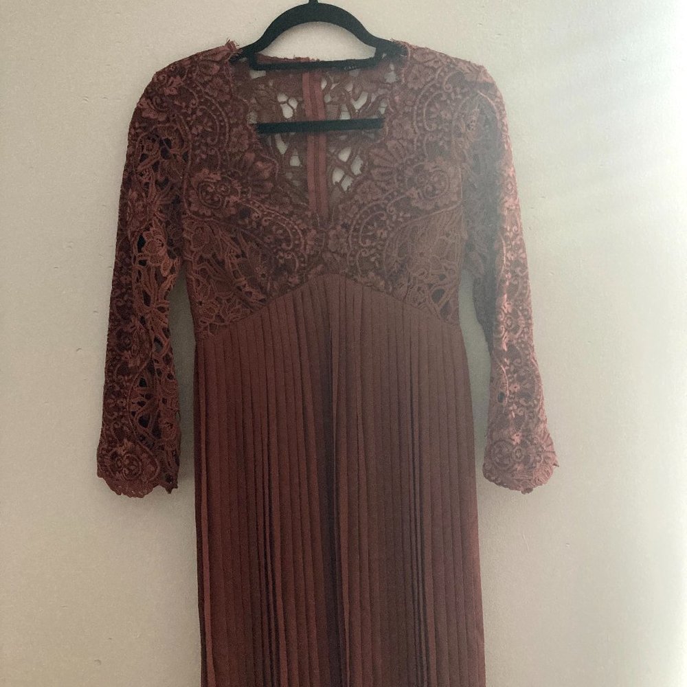 Zara Maroon Flowy Pleated Dress